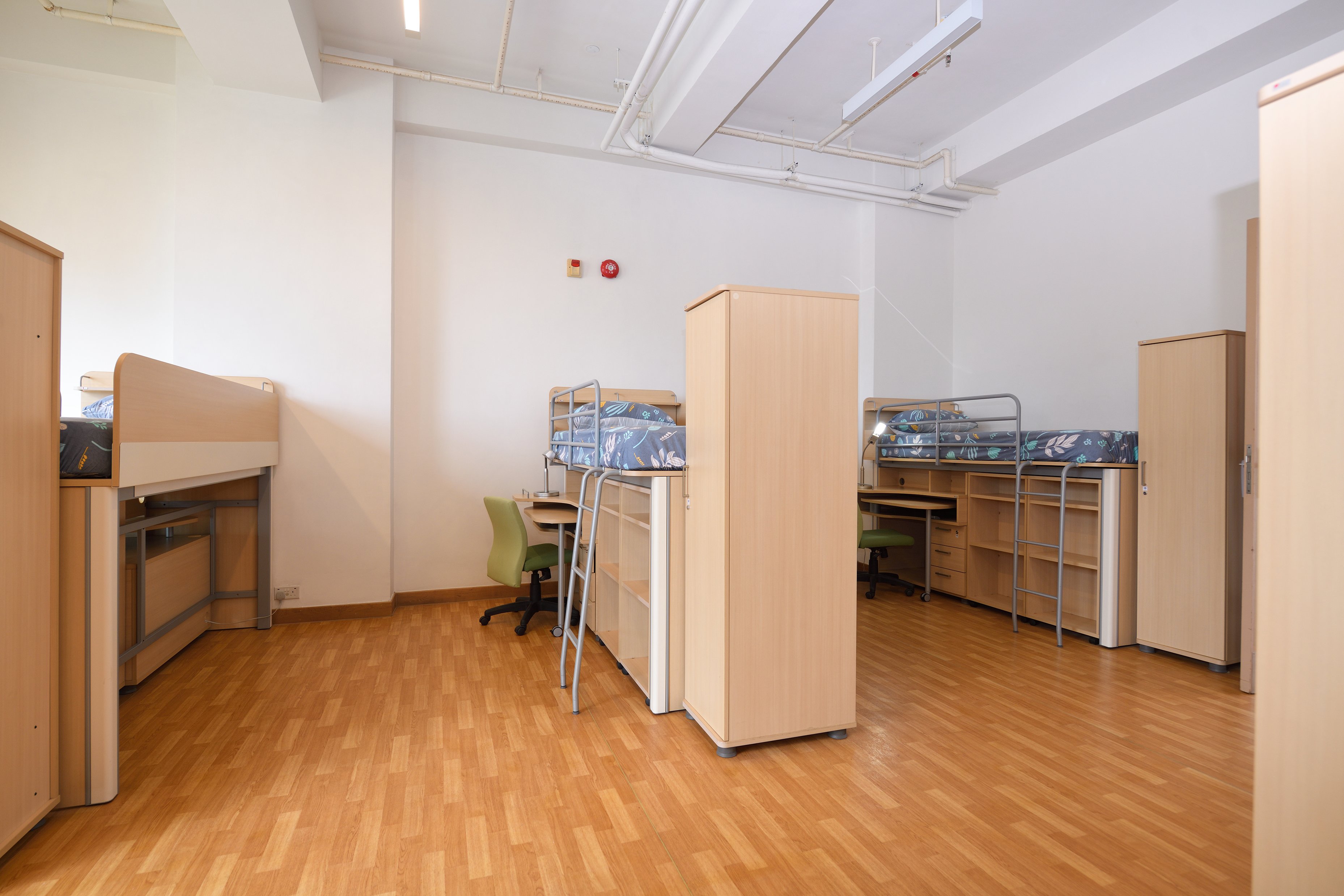 6 beds